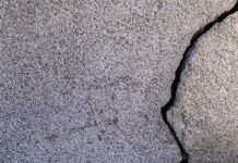 Northern California Hit by 5.6 Quake, Damages Structures and Cuts Power