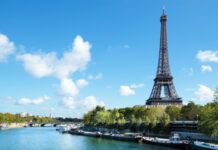 Charming Le Mourillon Offers Beaches, Culture, and Vibrant Mediterranean Life