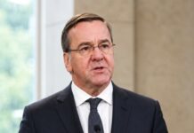 German Defense Minister: Country to Boost Production of US Weapons